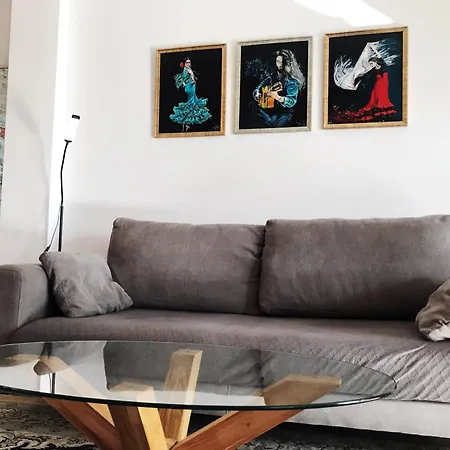 Apartament Mary's House *
