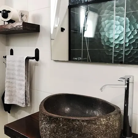 Apartment Mary's House *